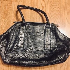 Kenneth Cole Reaction Blockade Black Handbag
